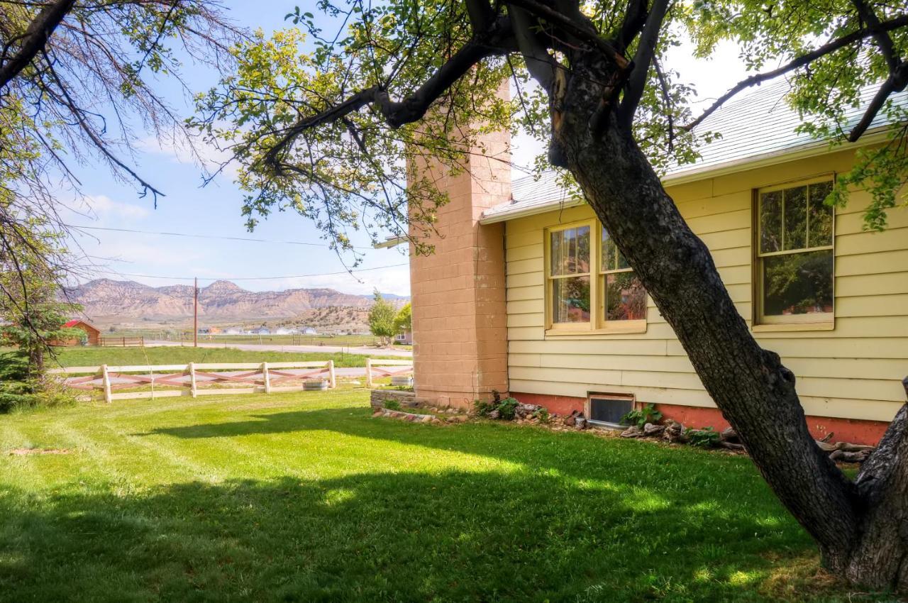 Charming Tropic Home By A Farm Near Bryce Canyon! Exterior foto